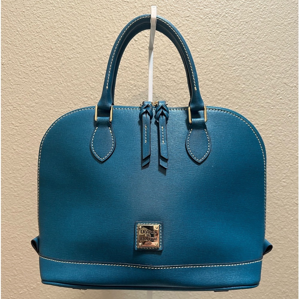 Dooney & Bourke Bag
